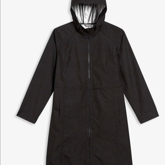 Long jacket - lightweight and packable. - Picture 2 of 8